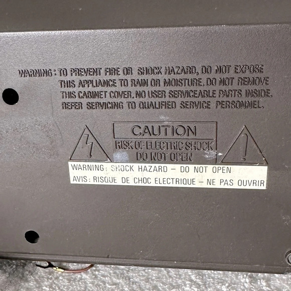 Vintage Realistic Digital  Clock Radio For Parts - Picture 6 of 14